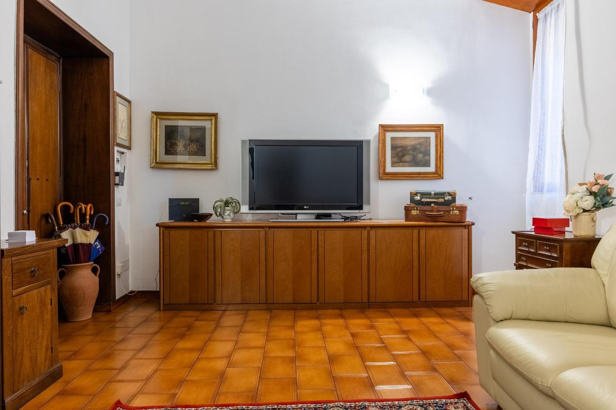 E Il Pittore Appartamento